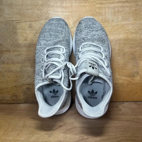 Adidas Tubular Shadow Knit Womens Size 6 (5Y) Athletic Shoes Gray Black BB8880 - Picture 6 of 8